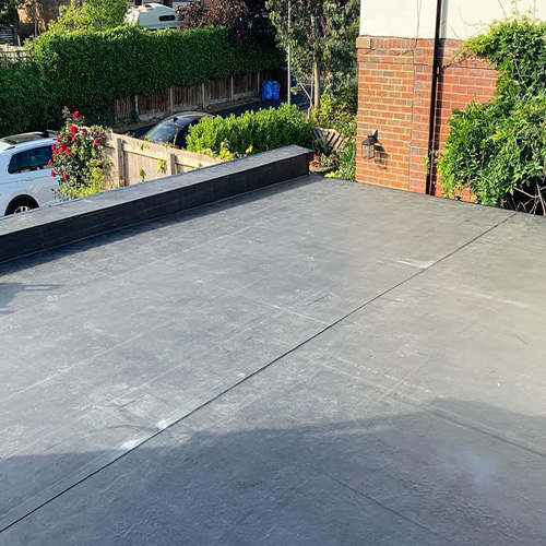 resident-flat-roof-installs-arrc